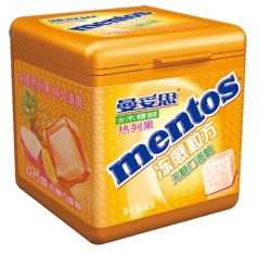 Жевательная резинка Mentos со вкусом тропических фруктов 46 грамм